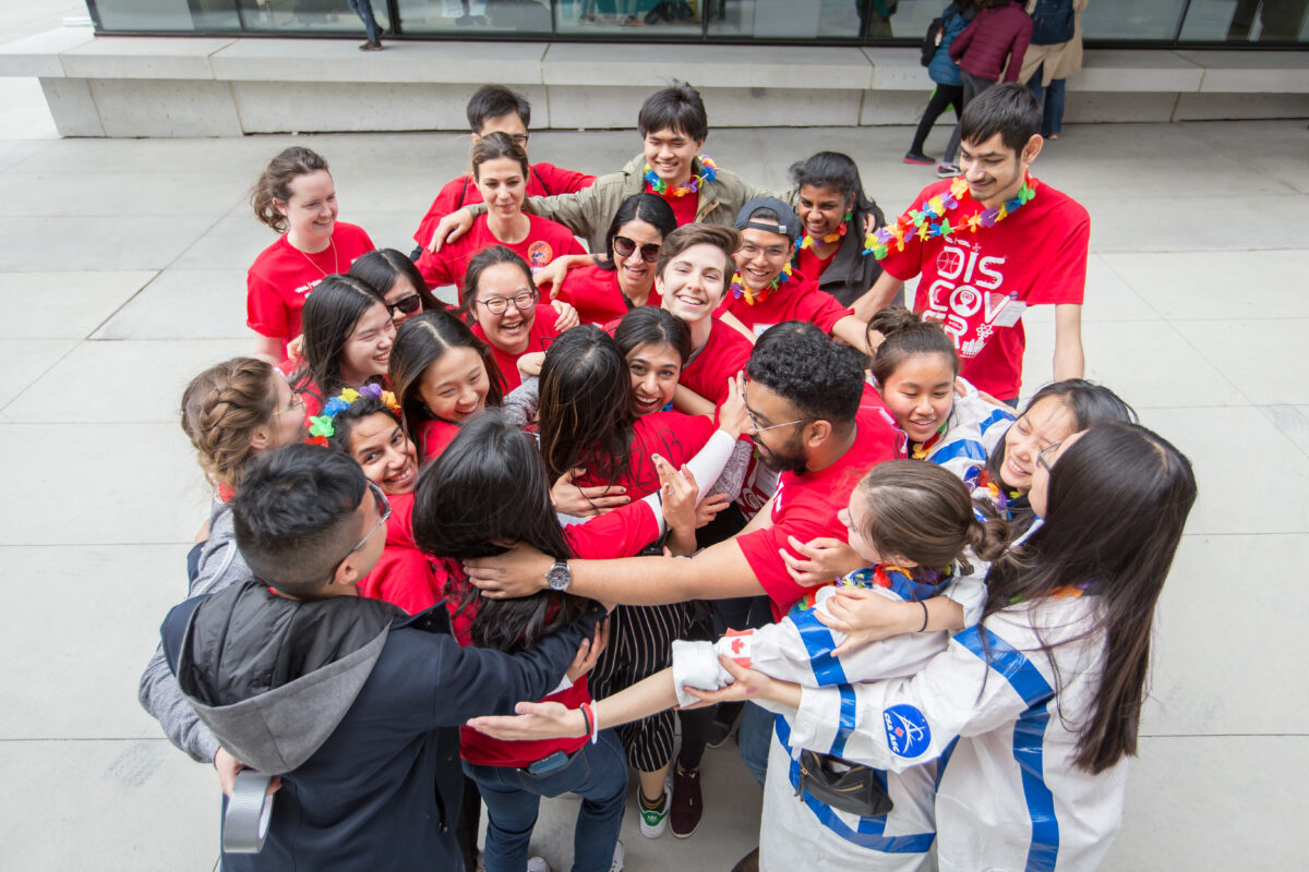 SR 2019 Exec Team 0-Metre Hugs - Ben Ouyang